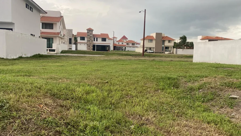 TERRENO EN VENTA